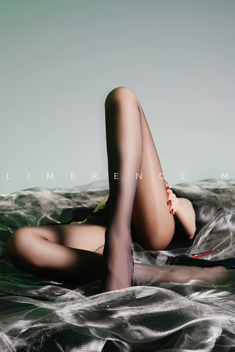 「AURORA PURITY TIGHTS / 极光纯享」 - Image 4