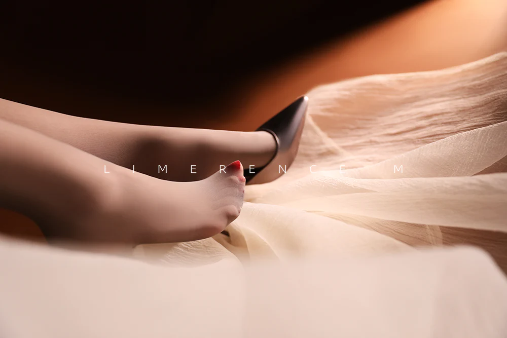 「TENDERNESS SEAMLESS OPEN-CROTCH TIGHTS / 柔情无缝开裆」 - Image 8